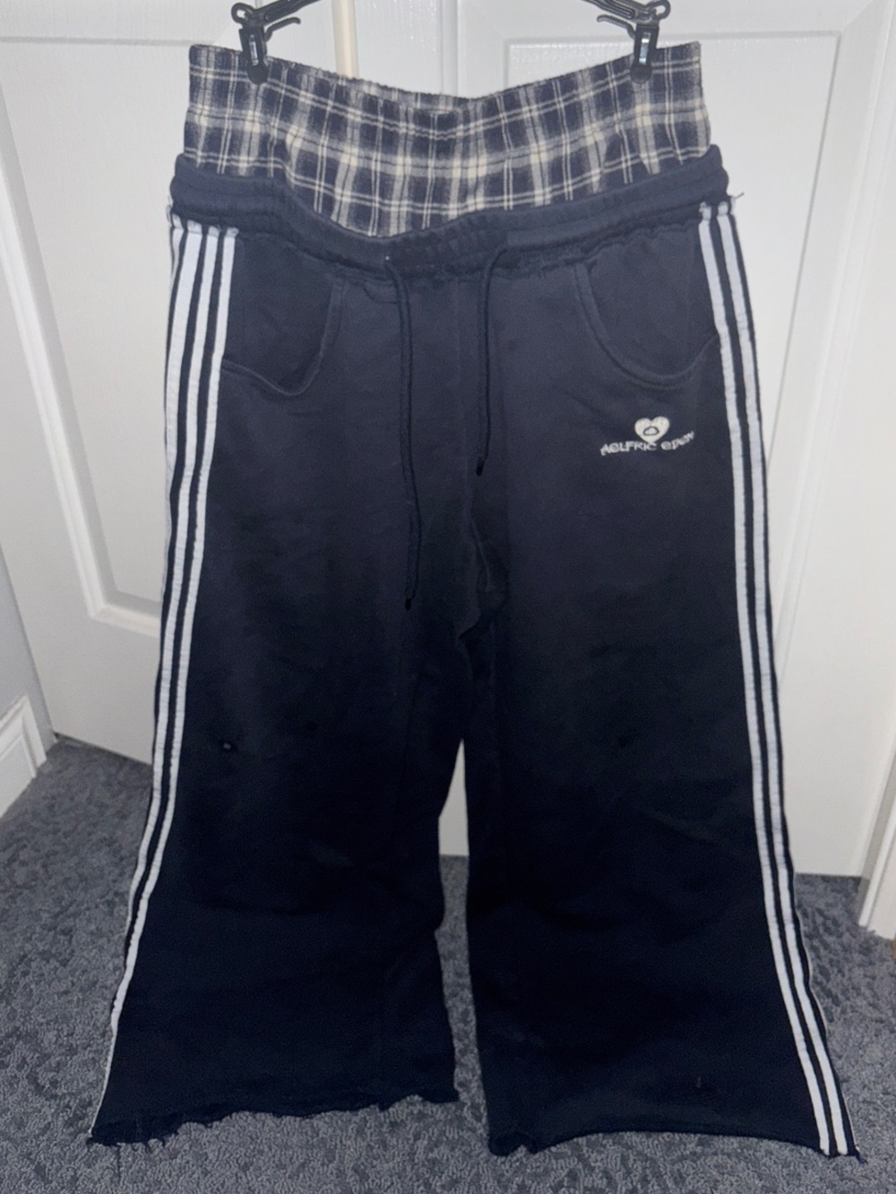 Aelfric Eden Navy Double Waisted Sweatpants with White Triple Side Stripe